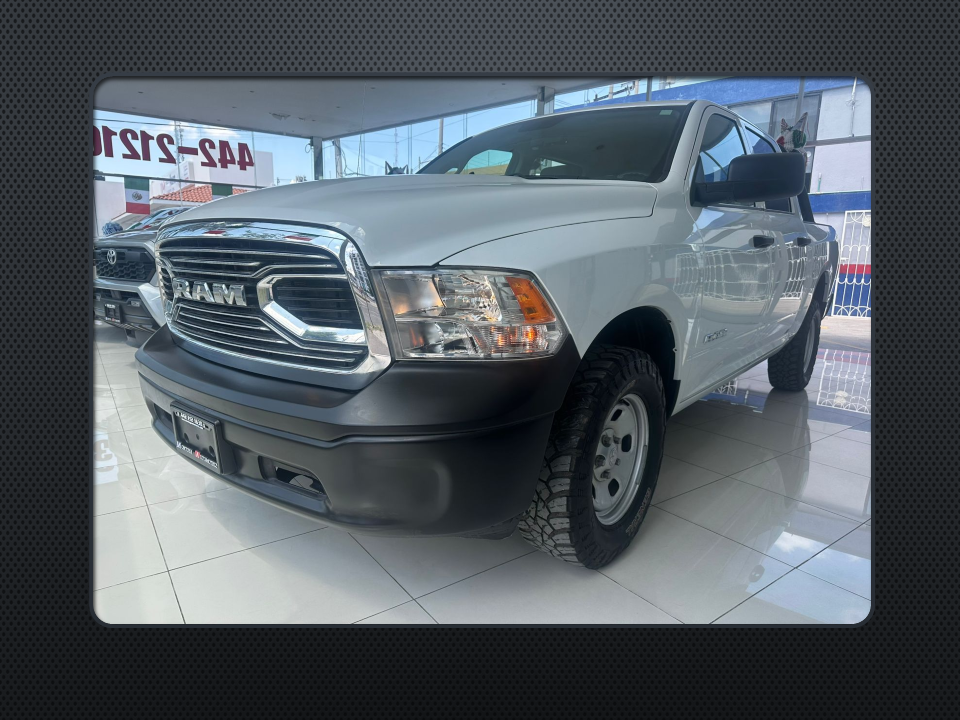 DODGE RAM 1500 SLT 4X4