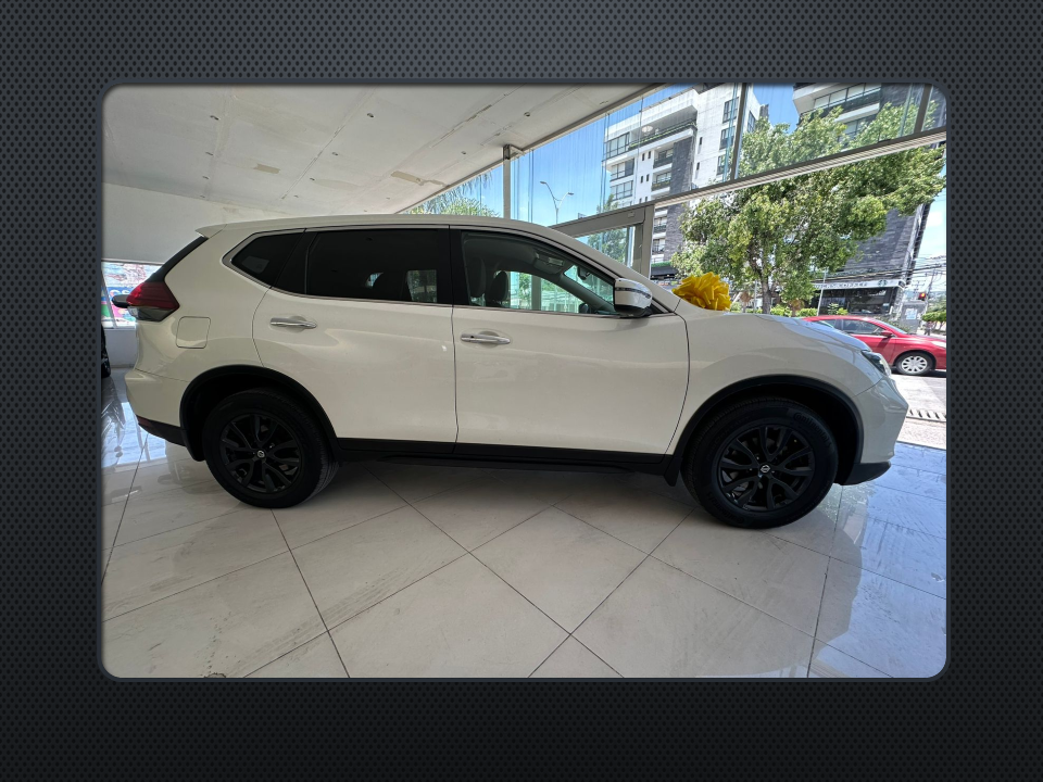 NISSAN  XTRAIL SENSE